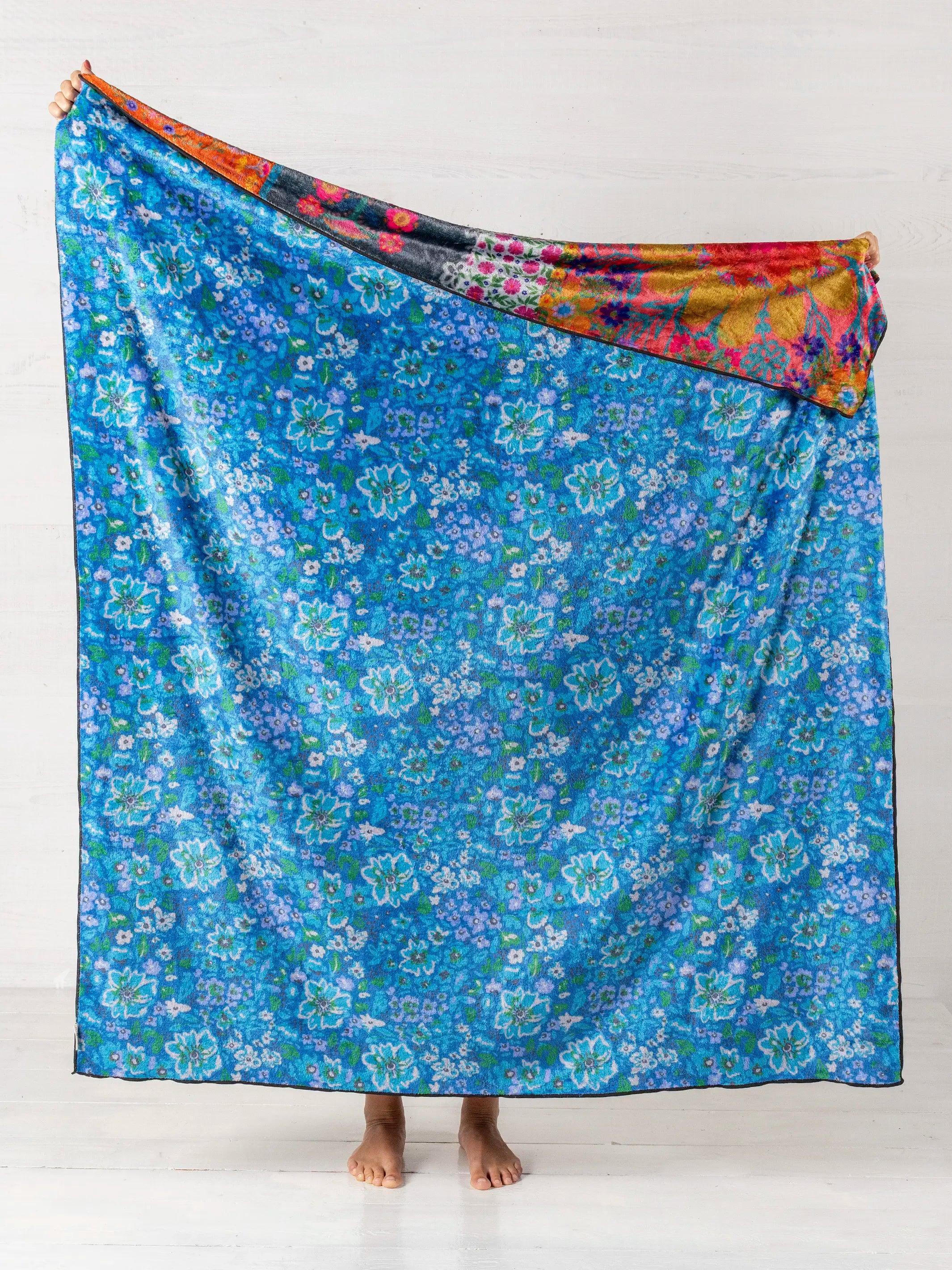 Double-Sided Cozy Throw Blanket - Dog - Image 2