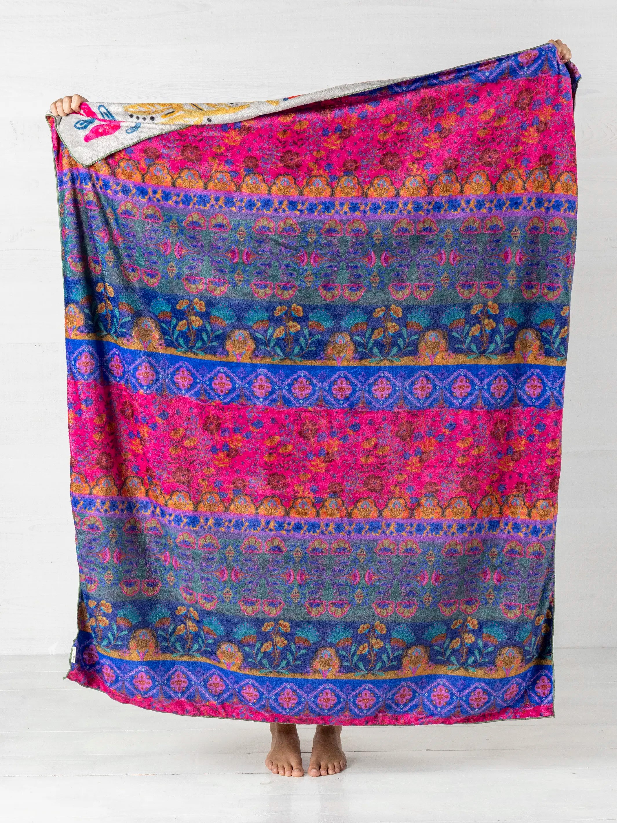 Double-Sided Cozy Throw Blanket - Taupe Birds - Image 2