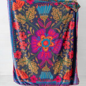 Double-Sided Cozy Throw Blanket - Pink Folk Flower