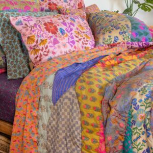 Bungalow Reversible Cotton Quilt - Garden Waves