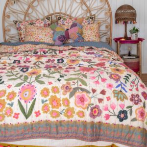 Bungalow Reversible Cotton Quilt - Chelsea