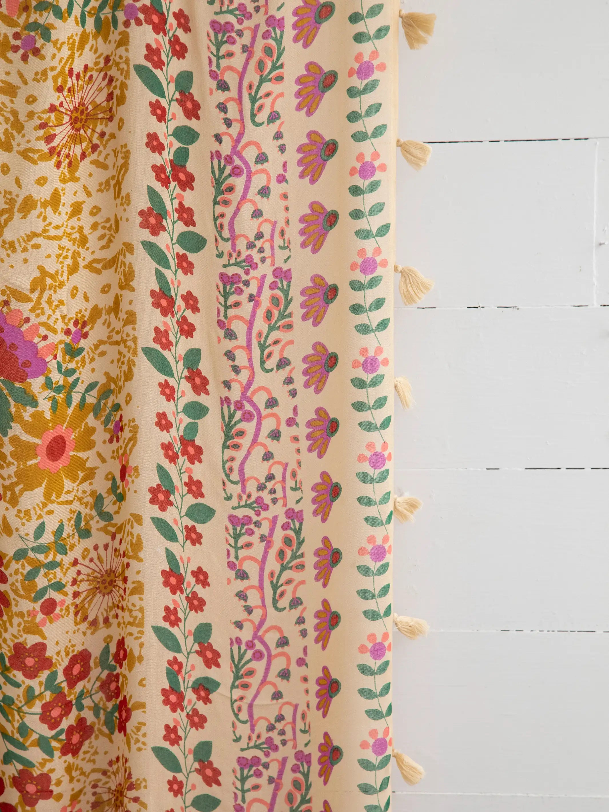 Printed Curtain Panel - Coral Jade Motif - Image 4