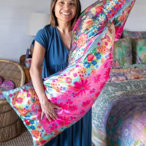 Alternative view of Satin Body Pillow Cover - Pink Daisy Borders