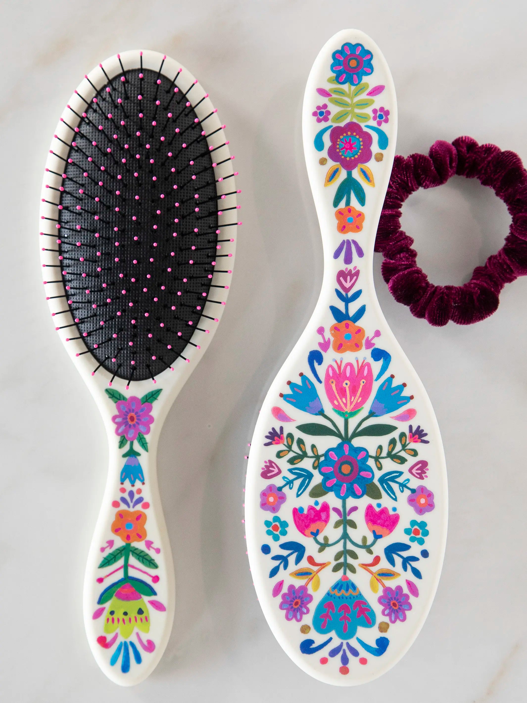 Wet / Dry Detangling Hairbrush - Cream
