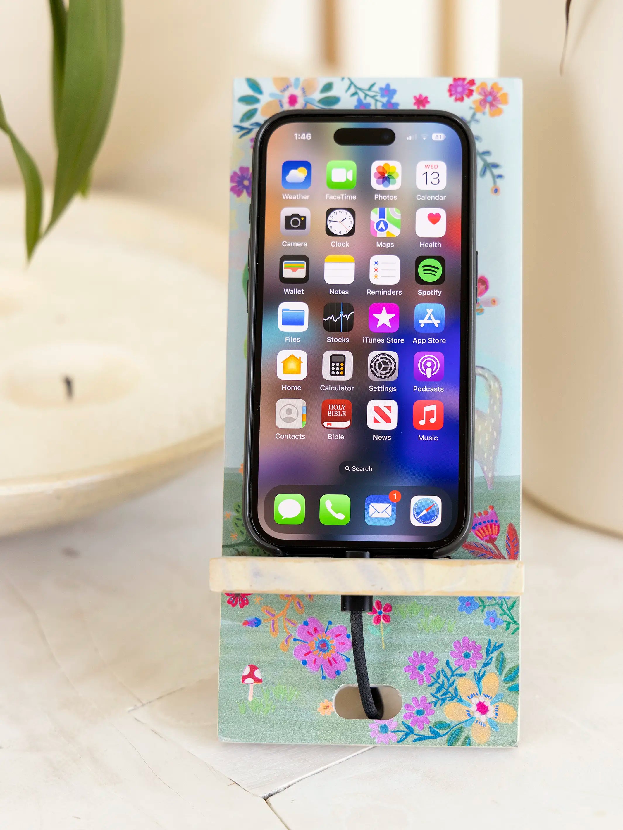 Wooden Phone Stand - Light Blue Cat - Image 2