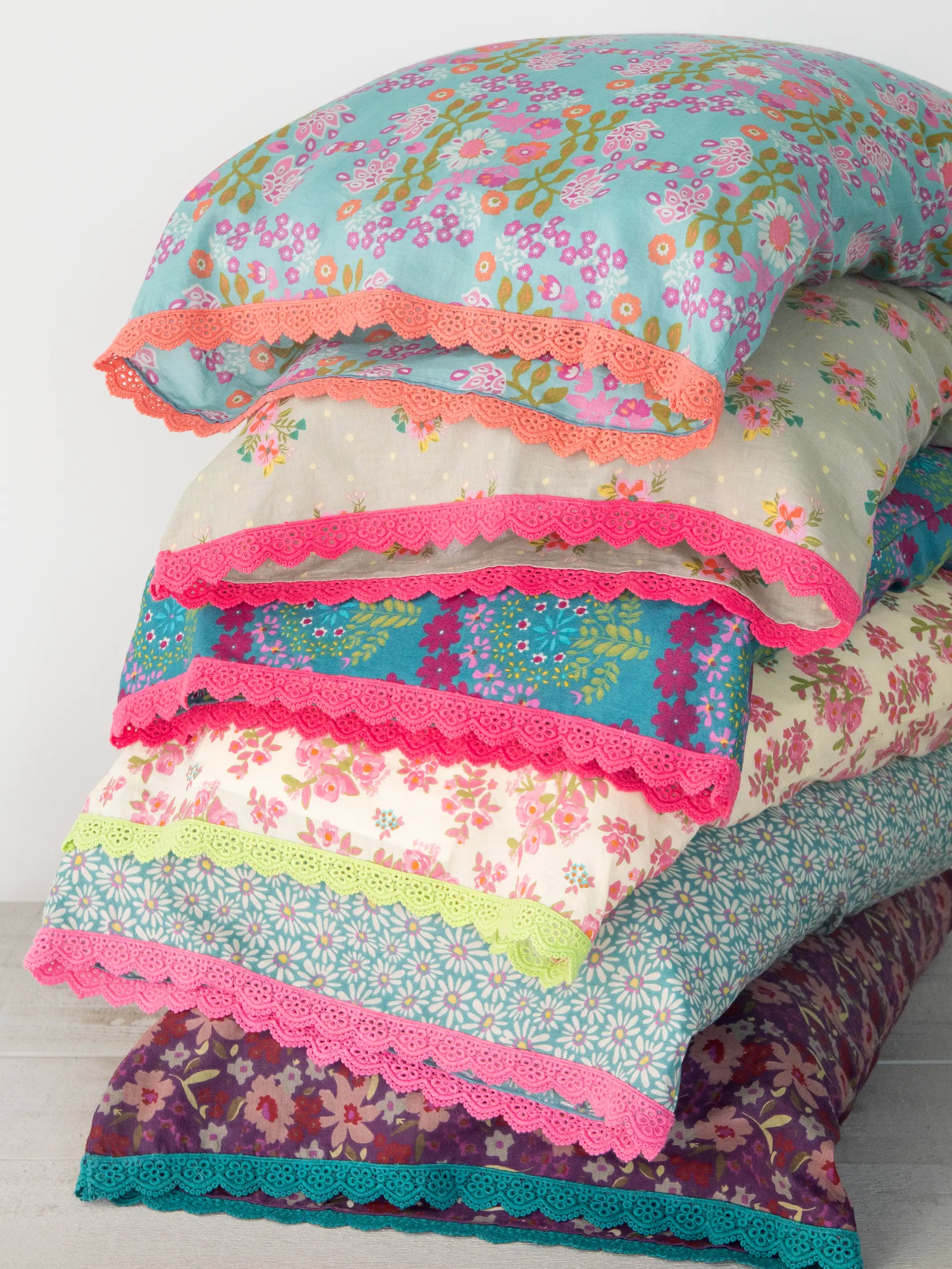 Mix & Match Trim Cotton Pillowcase - Turquoise Motif - Image 4